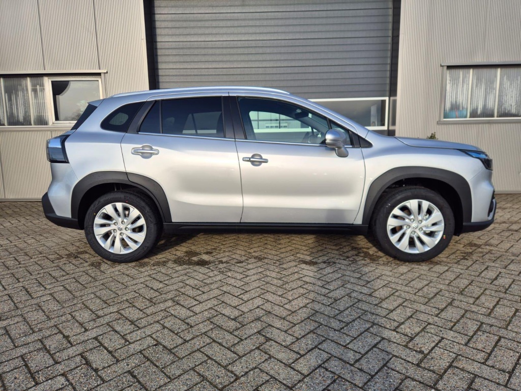 SUZUKI S-Cross Comfort+ 1.4 Gasoline 110hp 4x4 - ref: 7-55177 - Photo 6