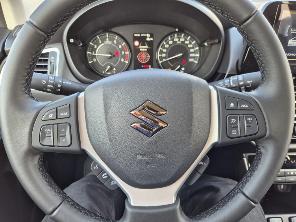 SUZUKI S-Cross Comfort+ 1.4 Gasoline 110hp 4x4 - ref: 7-56038 - Photo 15