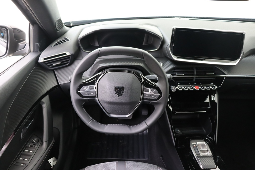 PEUGEOT 2008 Allure Hybrid 145 hp e-DSC6 - ref: 7-56921 - Photo 11