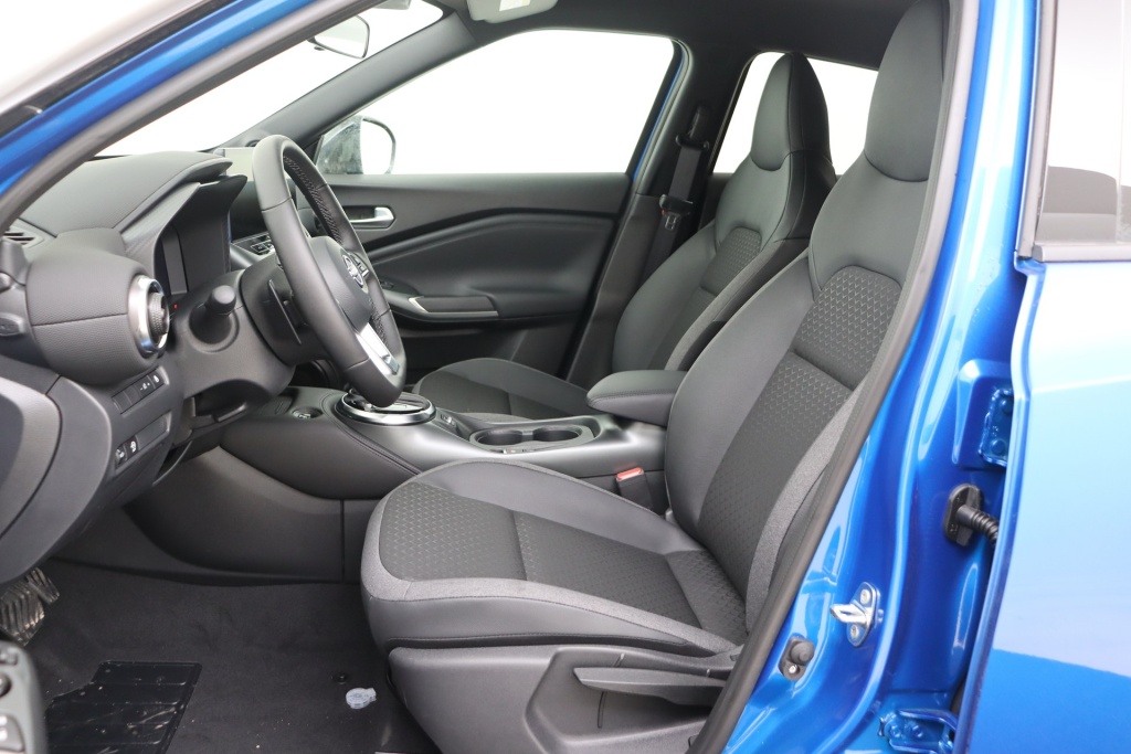 NISSAN Juke N-Connecta 1.6 Hybrid 143 hp AT 2WD - ref: 7-56969 - Photo 13