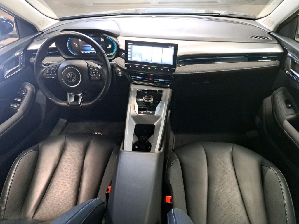 MG MG5 Luxury 61 kWh 156 hp - ref: 7-59138 - Photo 4