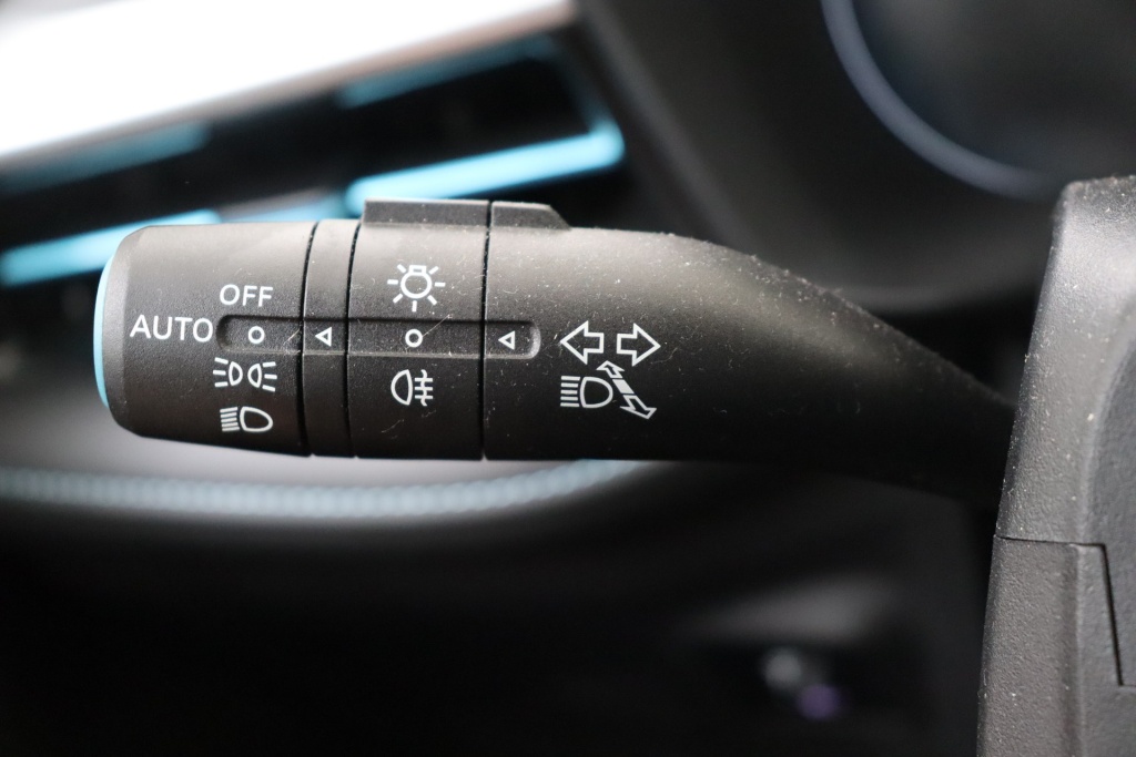 MG MG5 Comfort 61 kWh 156 hp - ref: 7-59168 - Photo 20