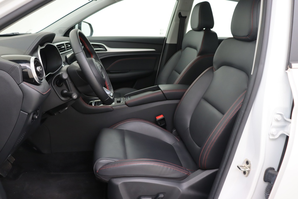 MG ZS Luxury 72 kWh 156 hp - ref: 7-59253 - Photo 13