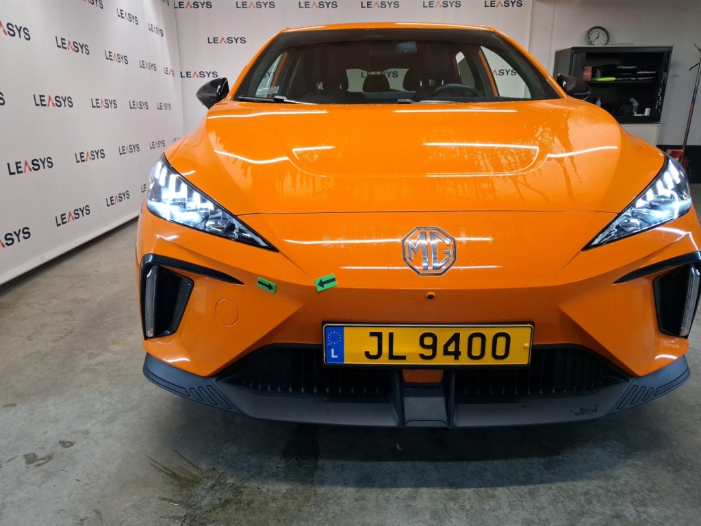 MG MG4 Luxury 64 kWh 204 hp - ref: 7-59409 - Photo 11