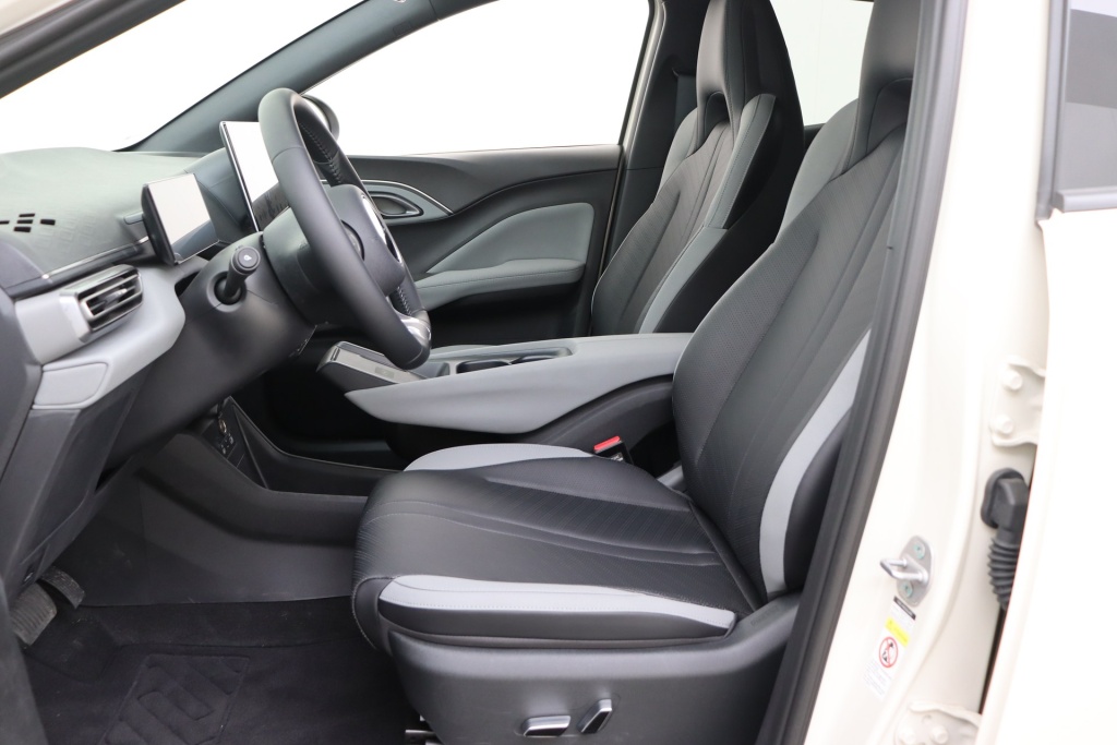 BYD Dolphin Surf Comfort 43,2 kWh 156 hp - ref: 7-59874 - Photo 13