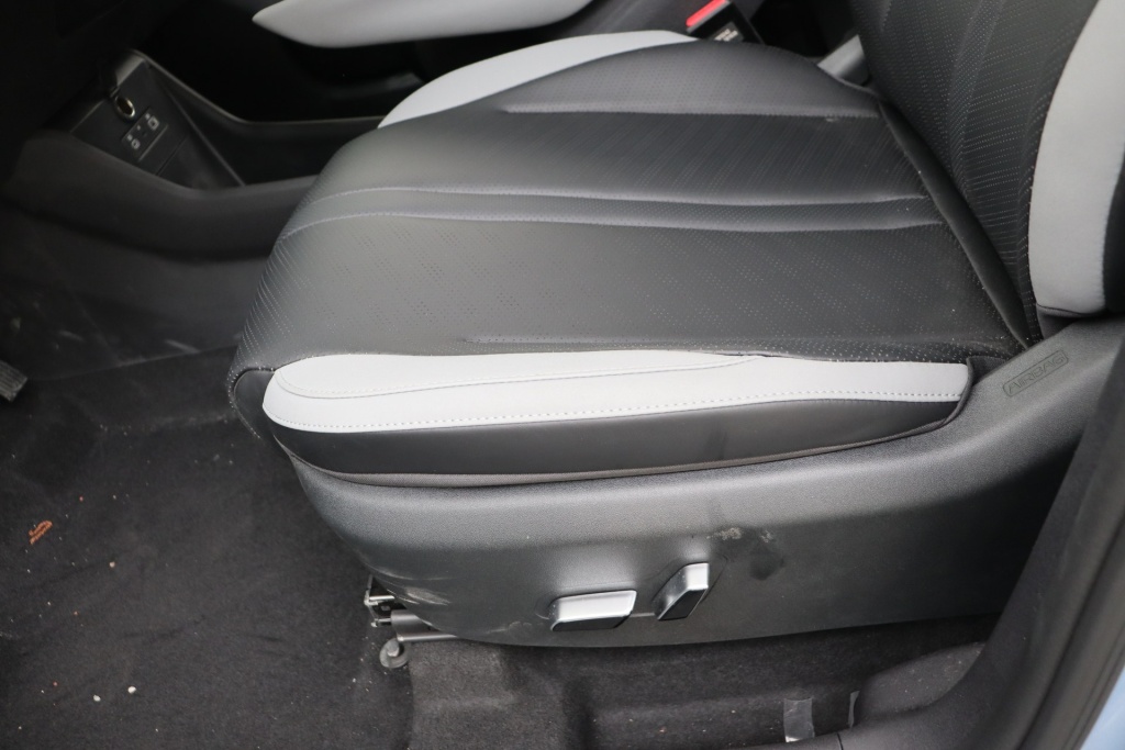 BYD Dolphin Surf Comfort 43,2 kWh 156 hp - ref: 7-59875 - Photo 14