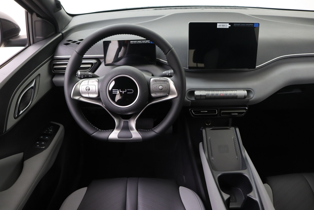 BYD Dolphin Surf Comfort 43,2 kWh 156 hp - ref: 7-59878 - Photo 11