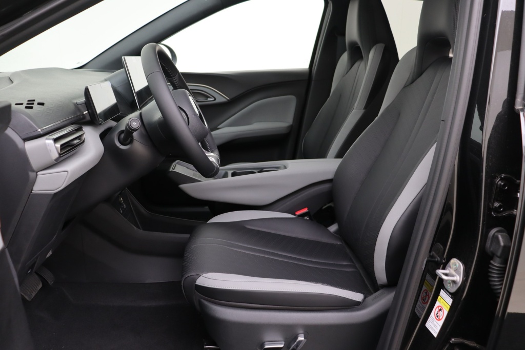BYD Dolphin Surf Comfort 43,2 kWh 156 hp - ref: 7-59878 - Photo 13
