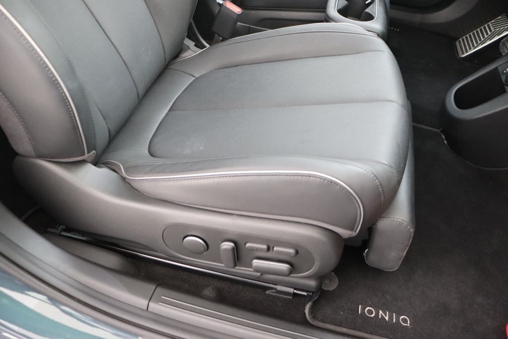 HYUNDAI Ioniq Balance Vision 19 77 kWh 320 - ref: 7-60927 - Photo 16