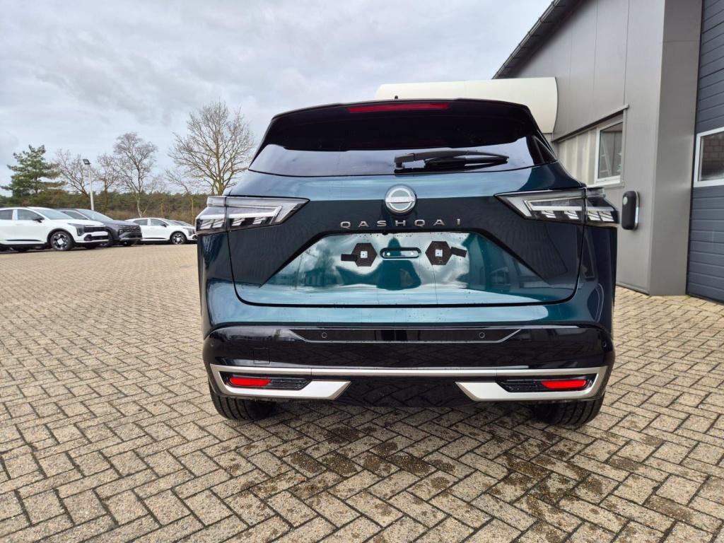 NISSAN Qashqai 1.3 Gasoline 158hp - ref: 7-60986 - Photo 4