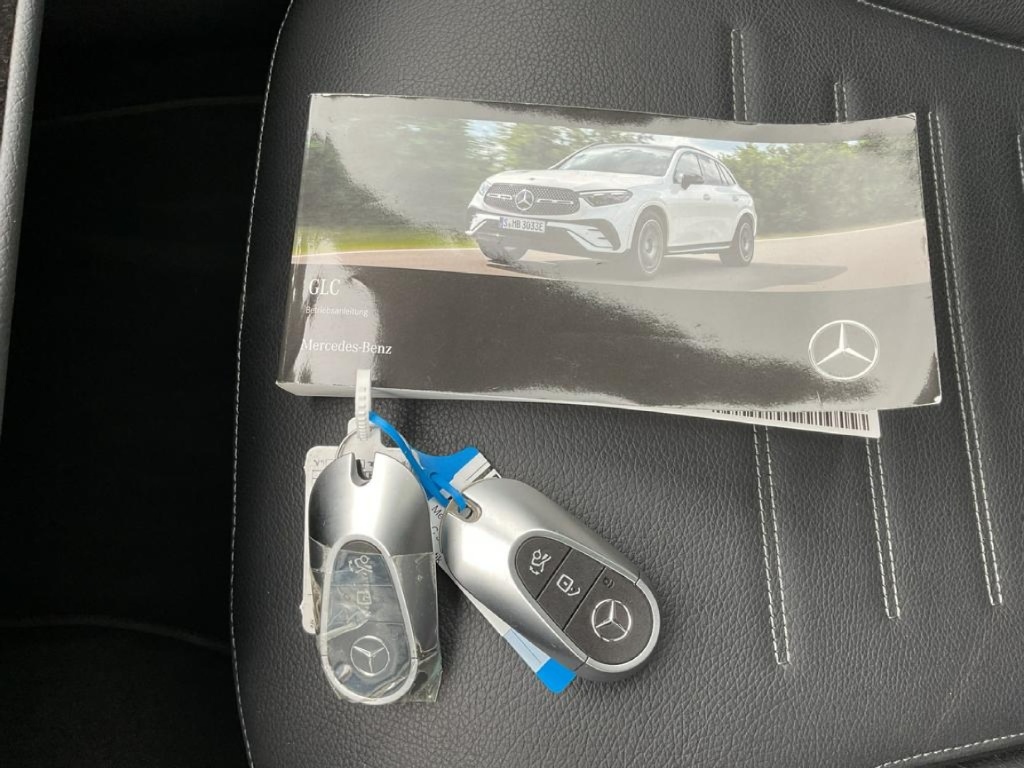 MERCEDES GLC AMG-Line 300 4Matic - ref: 7-61200 - Photo 18