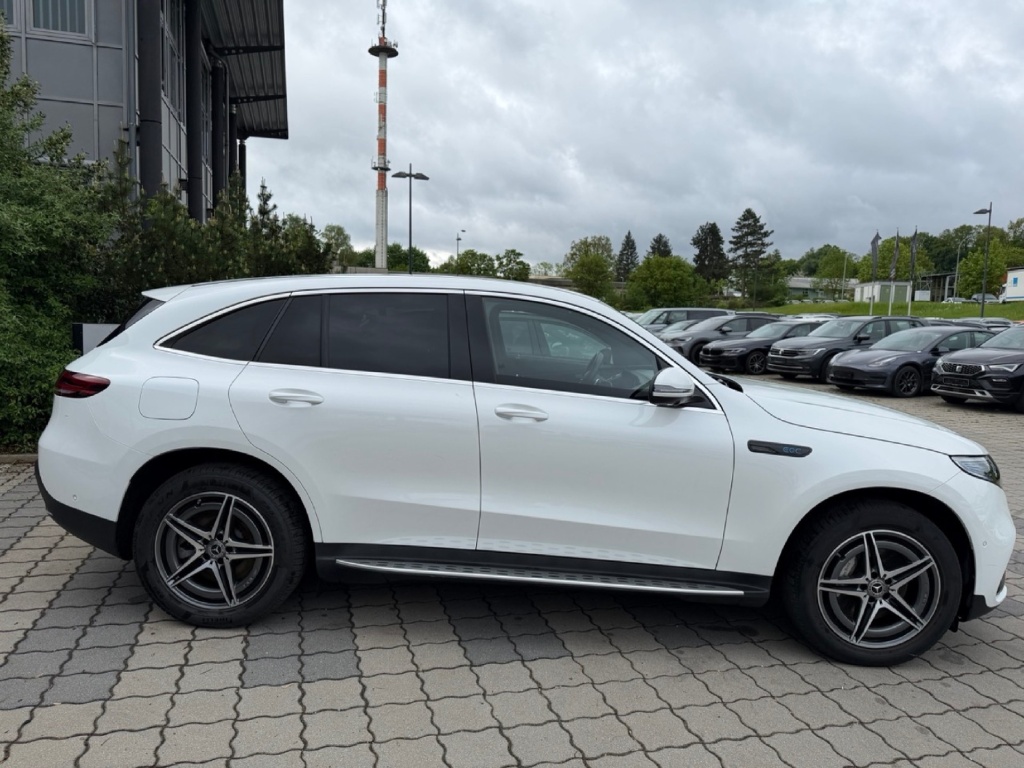 MERCEDES EQC 400 AMG-Line Elektro 408hp 4Matic - ref: 7-61261 - Photo 4