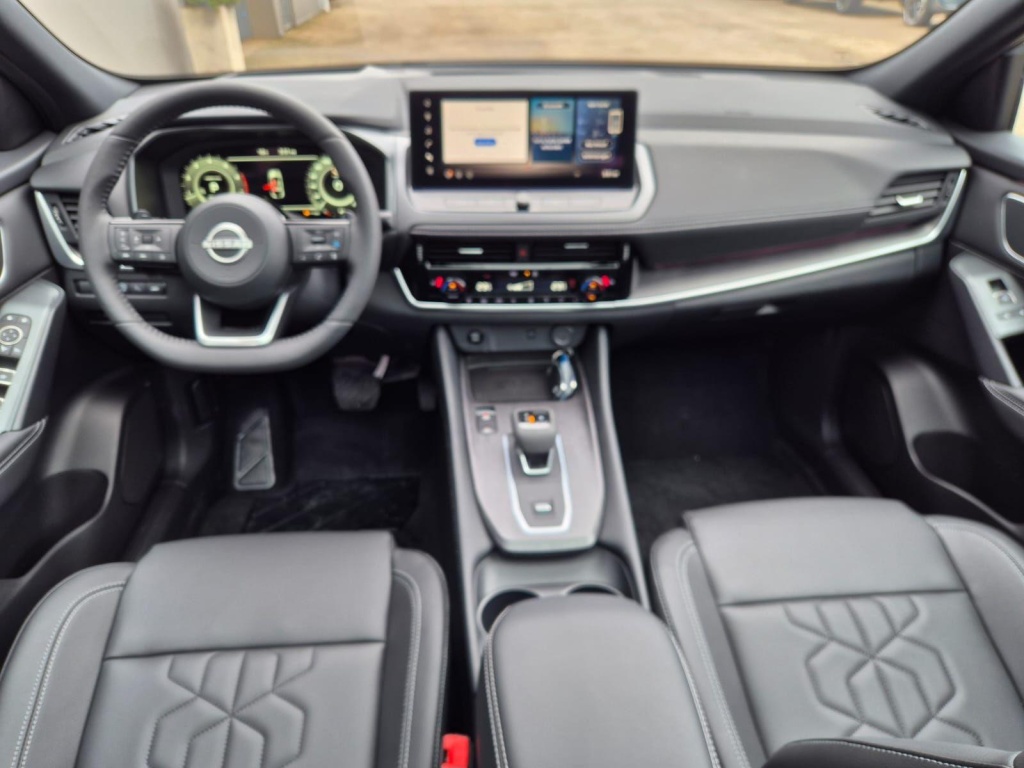 NISSAN Qashqai 1.3 Gasoline 158hp - ref: 7-61280 - Photo 13