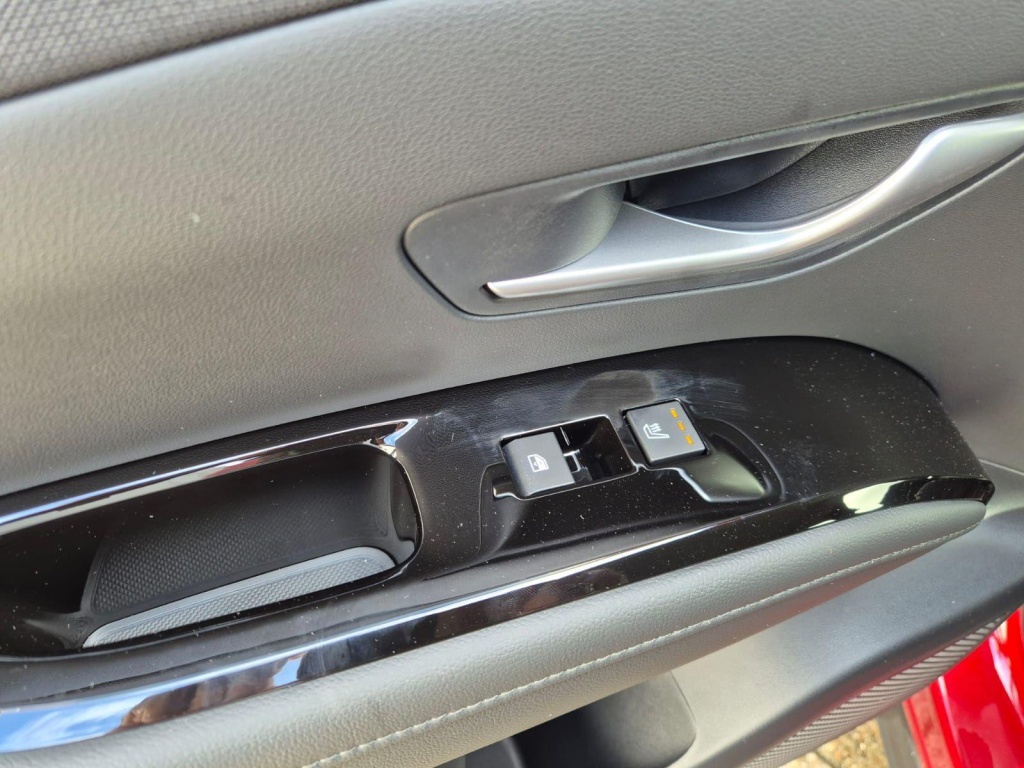 HYUNDAI Tucson 1.6 Gasoline 150hp - ref: 7-61548 - Photo 13