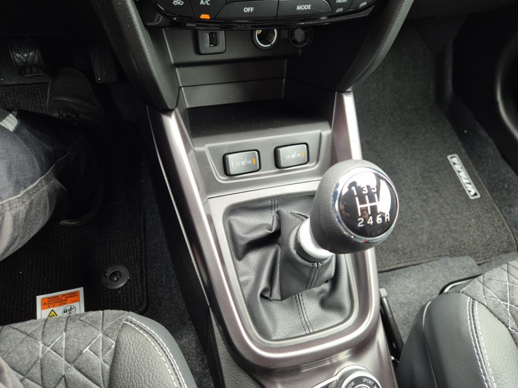 SUZUKI Vitara Comfort+ 1.4 Gasoline 110hp 4x4 - ref: 7-61639 - Photo 20
