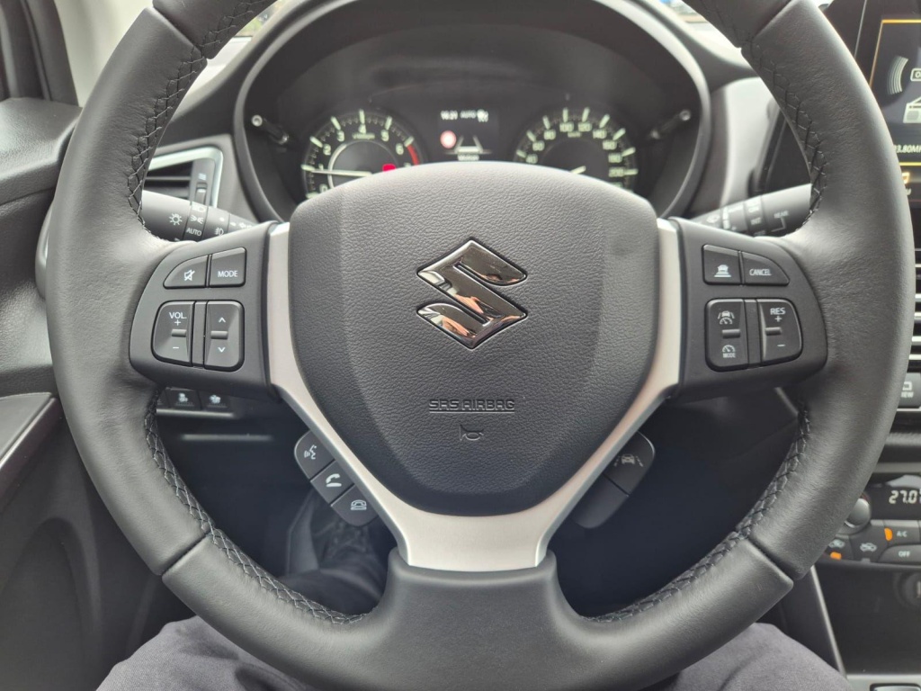 SUZUKI S-Cross Comfort+ 1.4 Gasoline 110hp 4x4 - ref: 7-61645 - Photo 15