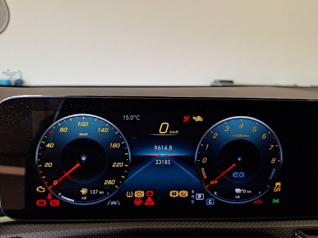 MERCEDES Classe A AMG-Line 250 e - ref: 7-61873 - Photo 10