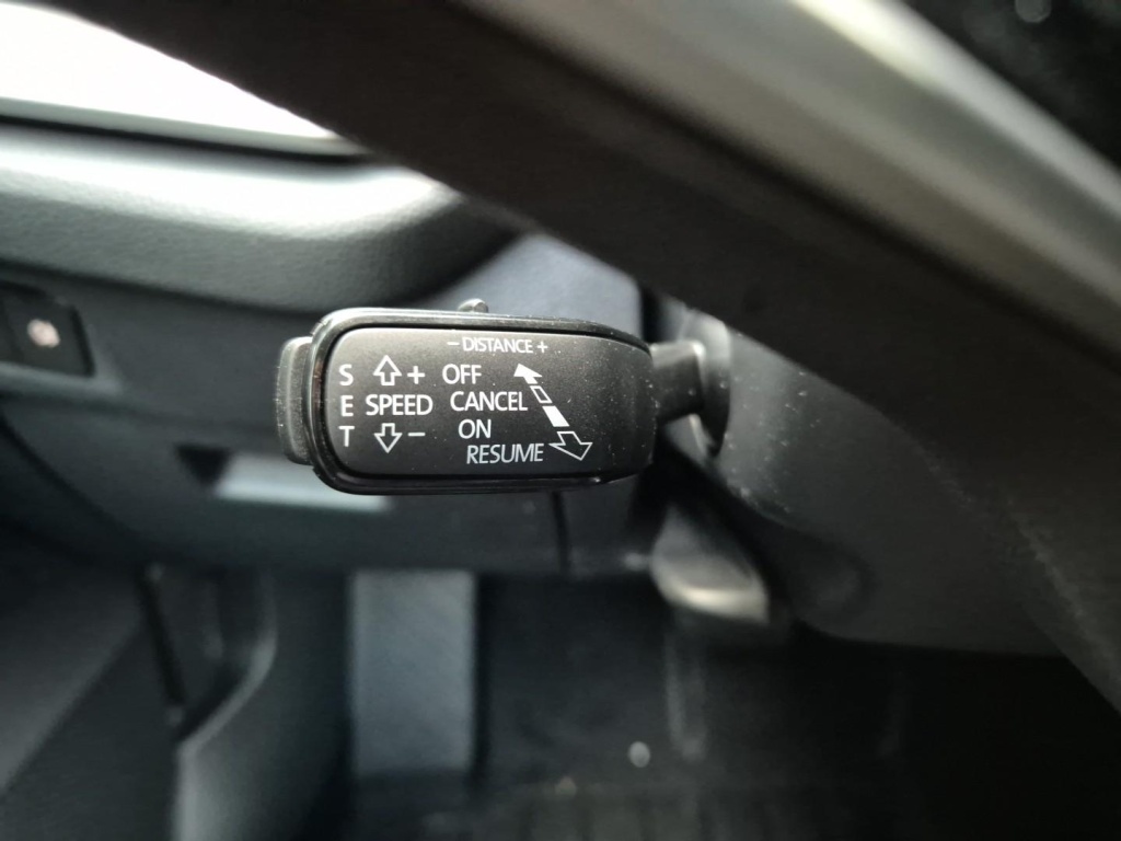 SKODA Octavia Combi 1.5 Gasoline 150hp DSG - ref: 7-61892 - Photo 18