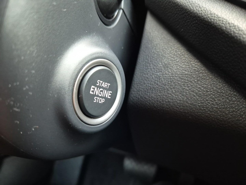 SKODA Octavia Combi 1.5 Gasoline 150hp DSG - ref: 7-61892 - Photo 19