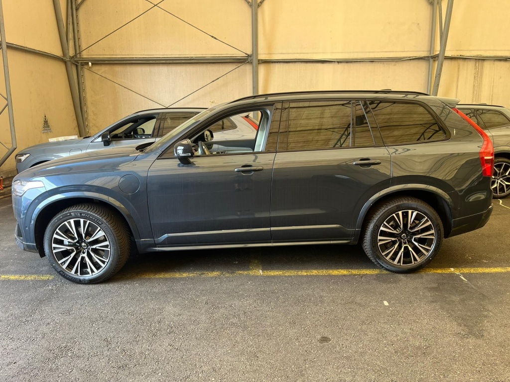 VOLVO XC90 Ultimate Dark T8 Recharge Plug-in Hybrid 455HP - ref: 7-62007 - Photo 4
