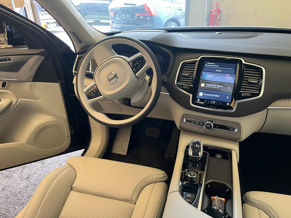 VOLVO XC90 Ultimate Dark T8 Recharge Plug-in Hybrid 455HP - ref: 7-62007 - Photo 9