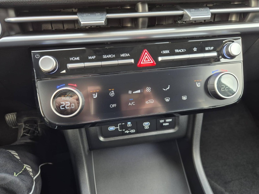 HYUNDAI Tucson 1.6 Gasoline 150hp - ref: 7-62495 - Photo 20