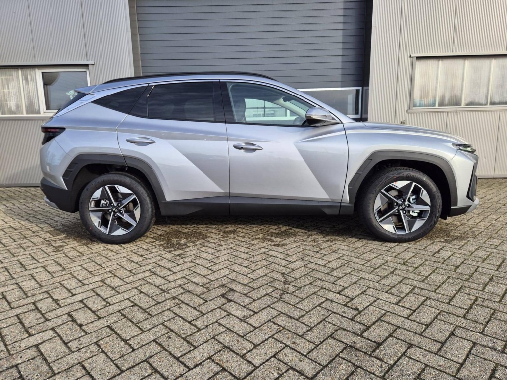 HYUNDAI Tucson 1.6 Gasoline 150hp - ref: 7-62495 - Photo 6
