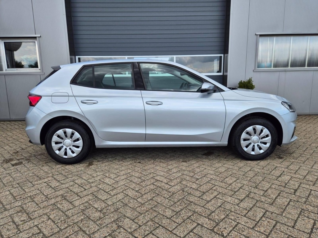 SKODA Fabia Selection 1.0 Gasoline 116hp DSG - ref: 7-62957 - Photo 6