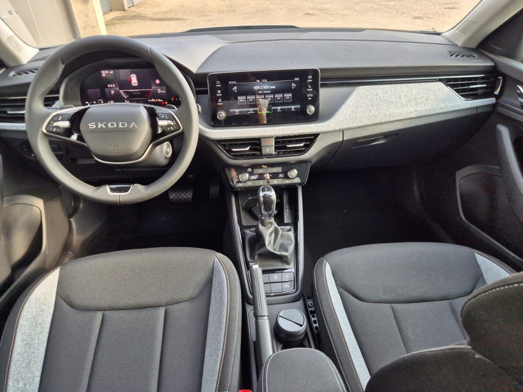SKODA Kamiq Selection 1.0 Gasoline 116hp DSG - ref: 7-63168 - Photo 10