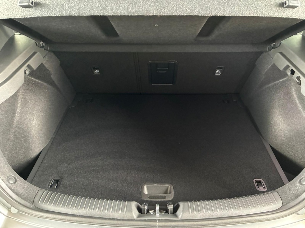 HYUNDAI i30 Comfort Plus 1.0 T-GDI DCT - ref: 7-63351 - Photo 8