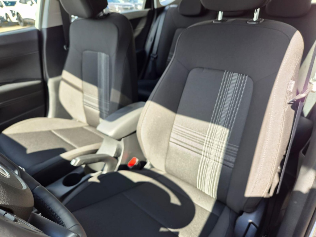 HYUNDAI i20 1.0 Gasoline 90hp - ref: 7-63423 - Photo 11