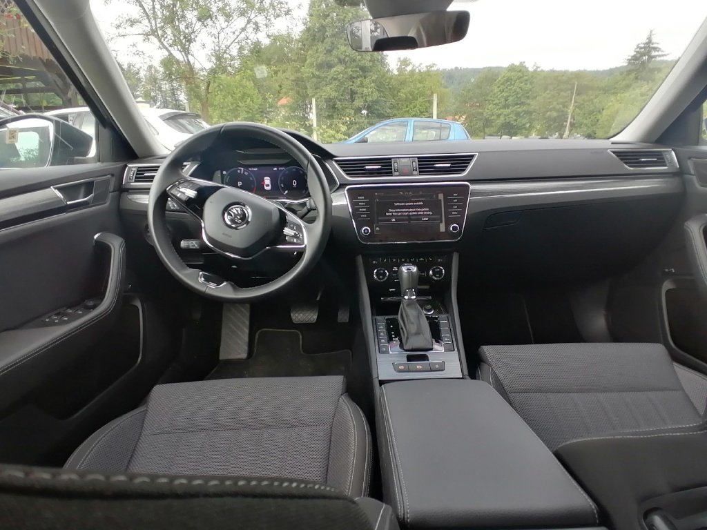SKODA Superb iV PLUS 1.4 TSI Plug-in Hybrid 218HP DSG - ref: 7-63428 - Photo 13