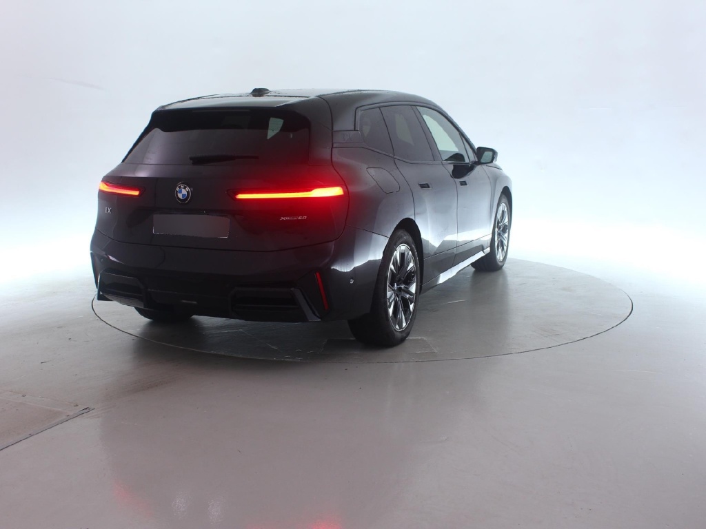 BMW IX iX xDrive60 xDrive M Sport Elektro 544hp xDrive - ref: 7-63565 - Photo 4