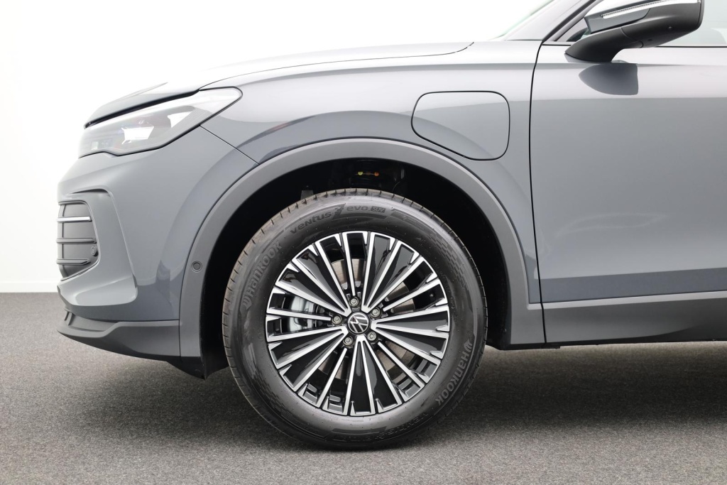 VOLKSWAGEN Tiguan Life 1.5 Plug-in Hybrid Gasoline 204hp - ref: 7-63799 - Photo 11