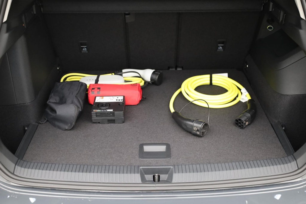 VOLKSWAGEN Tiguan Life 1.5 Plug-in Hybrid Gasoline 204hp - ref: 7-63800 - Photo 14