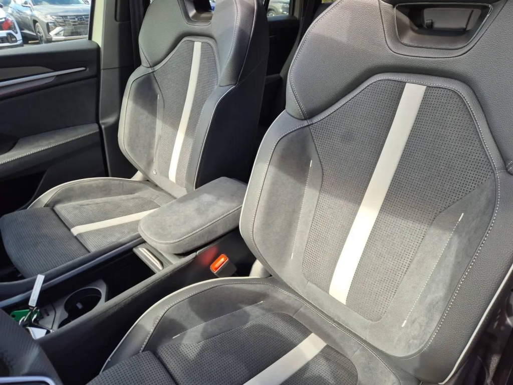 SKODA Kodiaq Sportline 1.5 Plug-in Hybrid Gasoline 204hp DSG - ref: 7-64230 - Photo 18