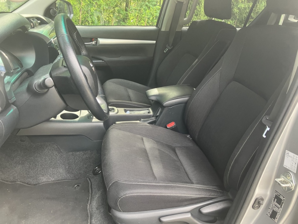 TOYOTA Hilux Comfort Double Cab 2.8 DIESEL A/T - ref: 7-64458 - Photo 16
