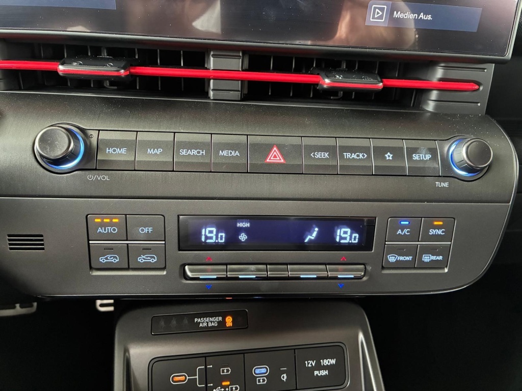 HYUNDAI Kona N-Line 1,6 T-GDI DCT 179 PS - ref: 7-66025 - Photo 15