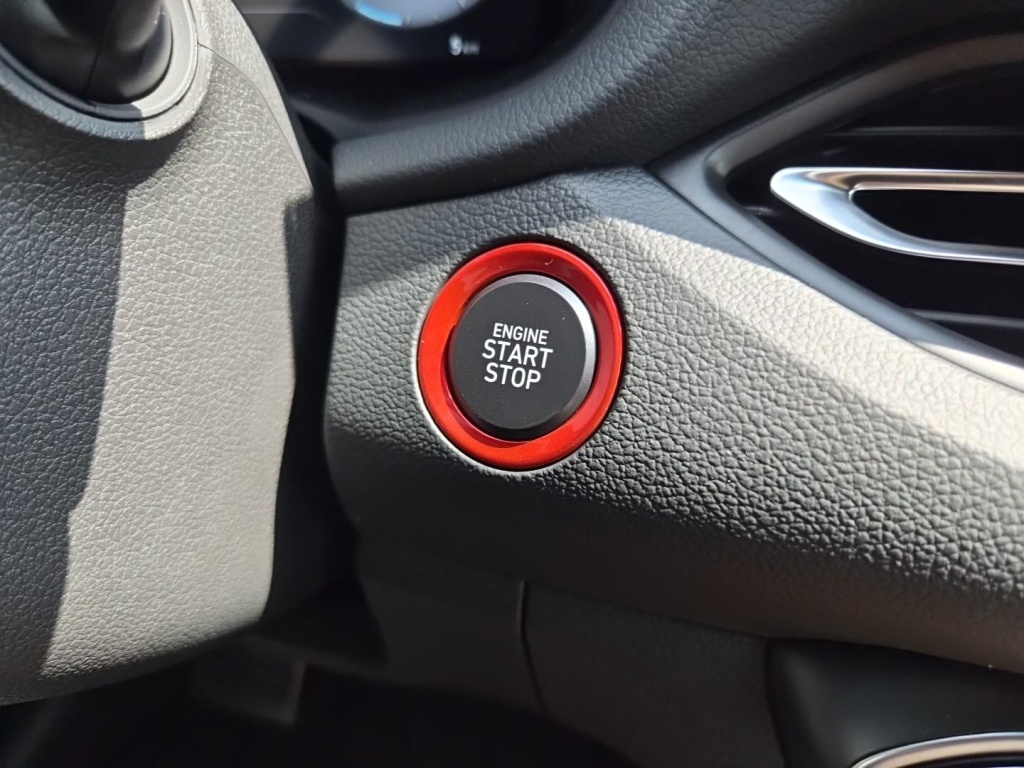 HYUNDAI i30 N-Line 1.6 Gasoline 150hp - ref: 7-66473 - Photo 16