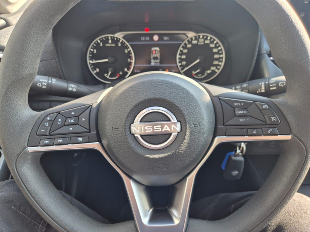 NISSAN Juke Acenta 1.0 Gasoline 114hp - ref: 7-66732 - Photo 15