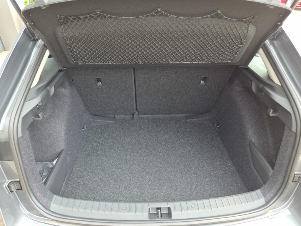 SKODA Scala Selection 1.0 Gasoline 116hp DSG - ref: 7-68019 - Photo 9