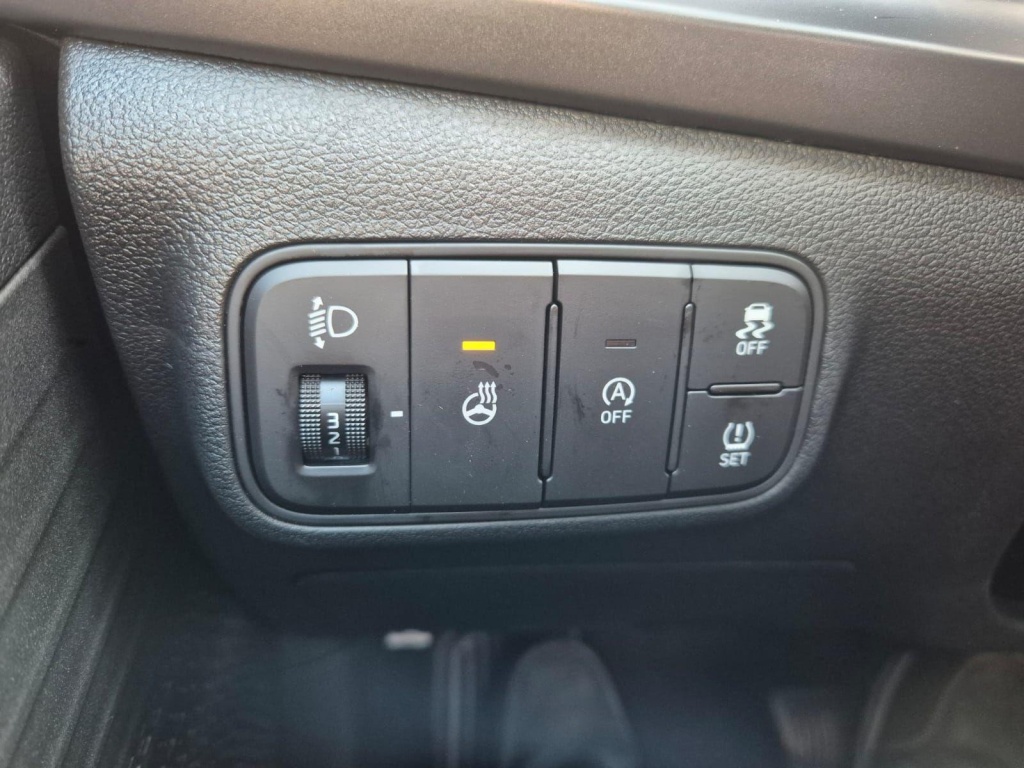 HYUNDAI i20 Trend 1.0 Gasoline 90hp - ref: 7-68026 - Photo 13