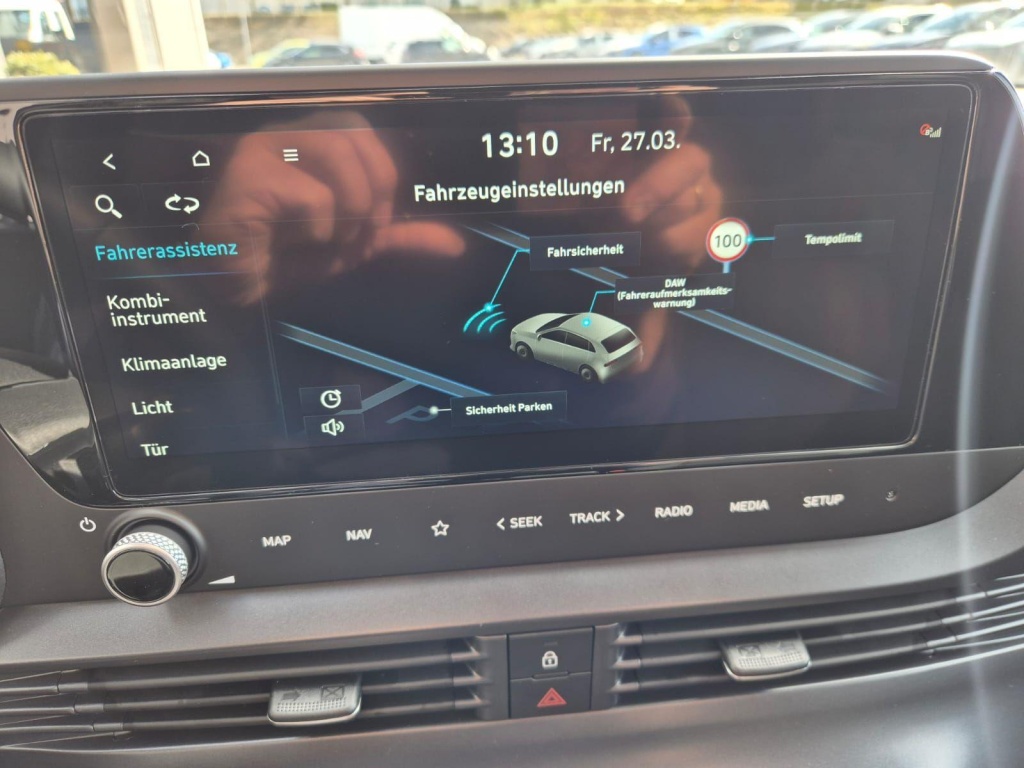 HYUNDAI i20 Trend 1.0 Gasoline 90hp - ref: 7-68032 - Photo 19