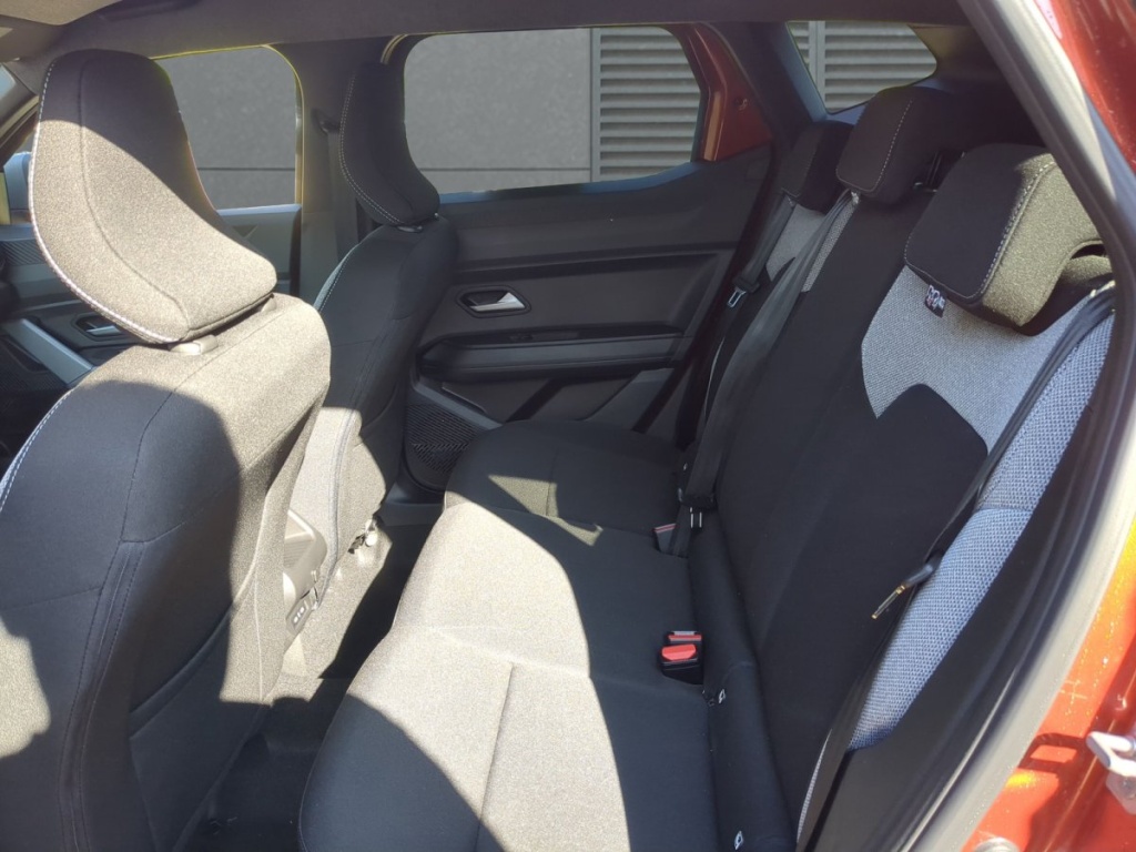 DACIA Duster Journey Full-Hybrid 155 - ref: 7-68727 - Photo 6