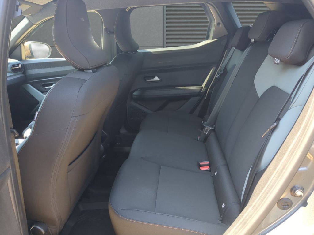 DACIA Duster Extreme TCe 140 - ref: 7-68746 - Photo 6