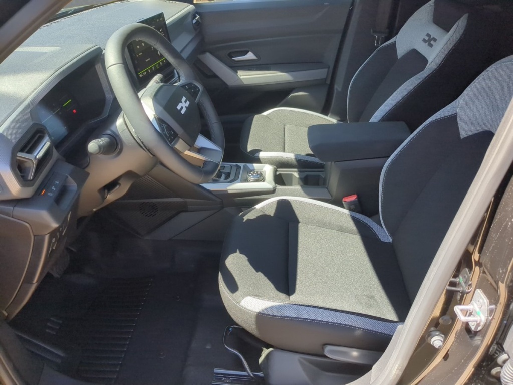 DACIA Duster Journey Tribrid 150 EDC 4x4 - ref: 7-68760 - Photo 4