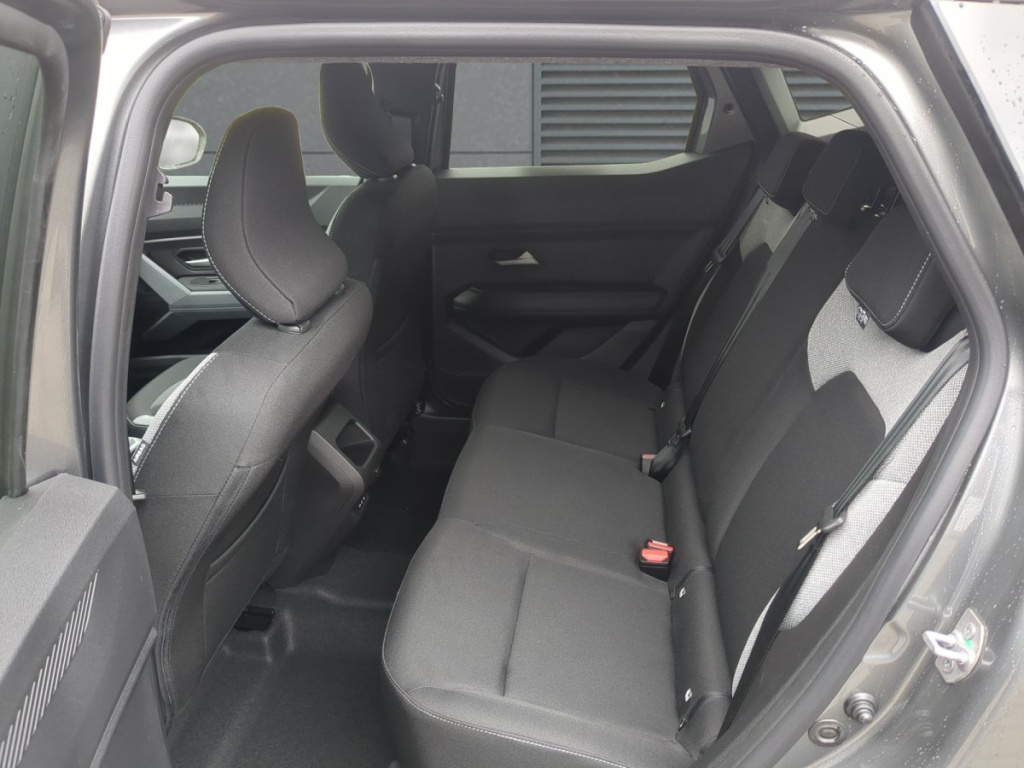 DACIA Duster Journey 1.0 TCe 74 kW bivalent (Benzin / LPG) - ref: 7-68855 - Photo 6