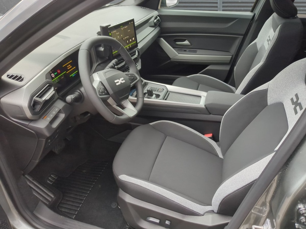 DACIA Bigster Journey Full-Hybrid 155 1.8 116 kW - ref: 7-68907 - Photo 4