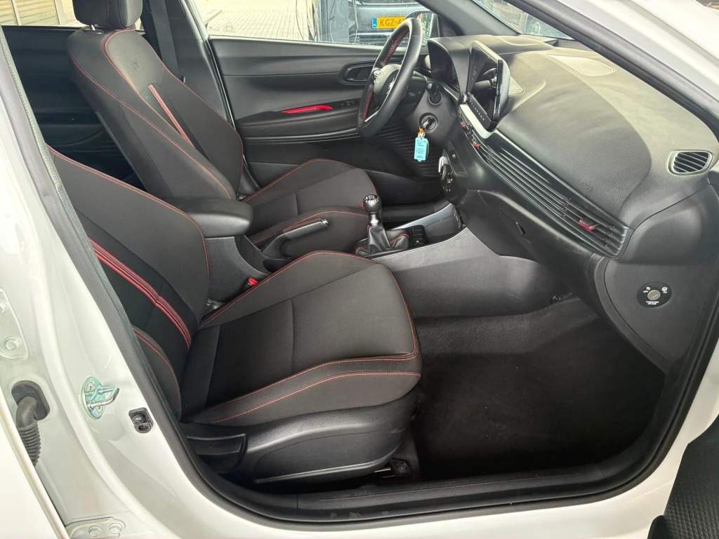 HYUNDAI i20 N-Line 1.2 MPI - ref: 7-68921 - Photo 9