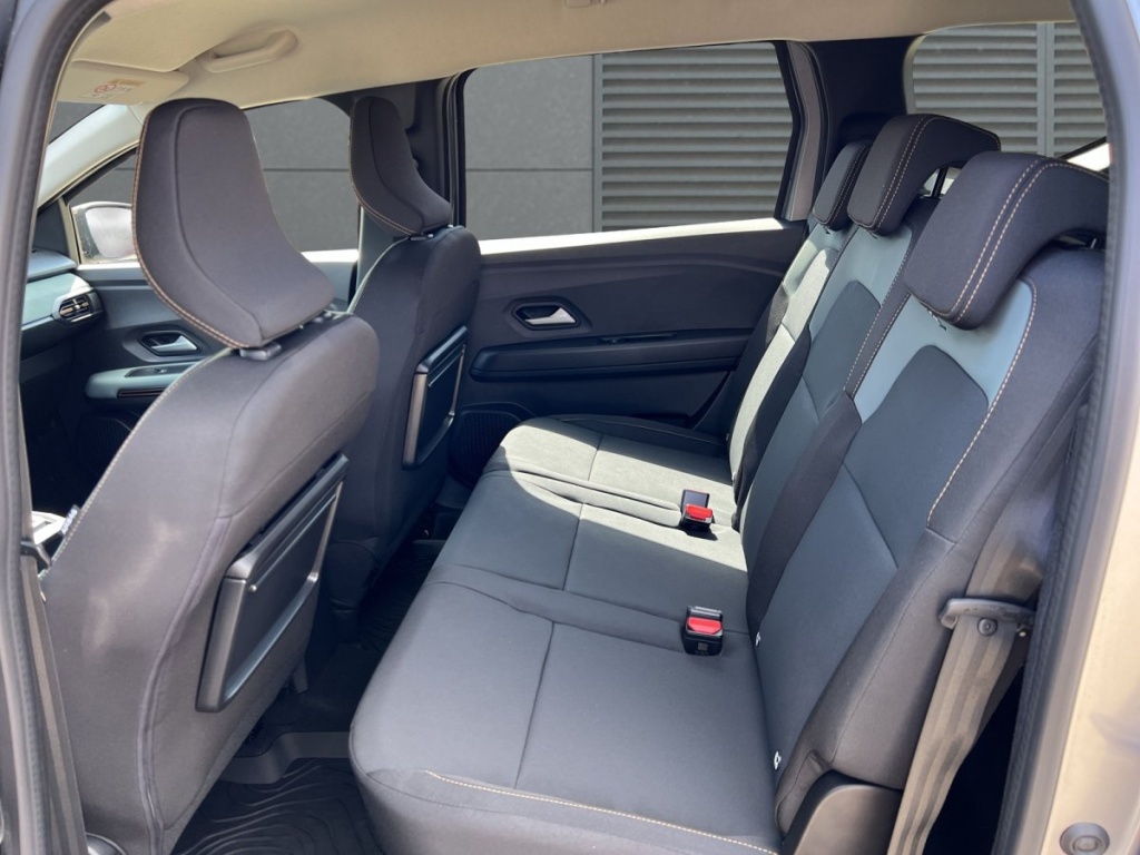 DACIA Jogger Extreme 5-S ECO-G 120 auto - ref: 7-68976 - Photo 6